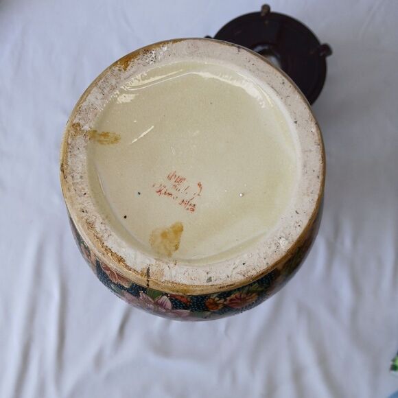 Satsuma Style Large Asian Morriage Porcelain Gold Handle W/ Stand 18" - Picture 8 of 13